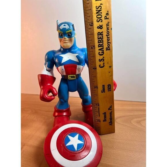 Marvel Captain America Action Figure - Picture 10 of 10